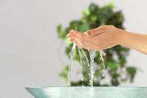 バストアップ専門サロン「メディカルサロンM．M．M」のご紹介