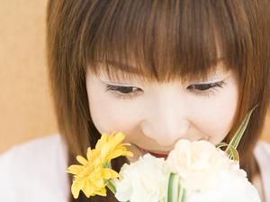 ネイルスクールの口コミを探す際の方法